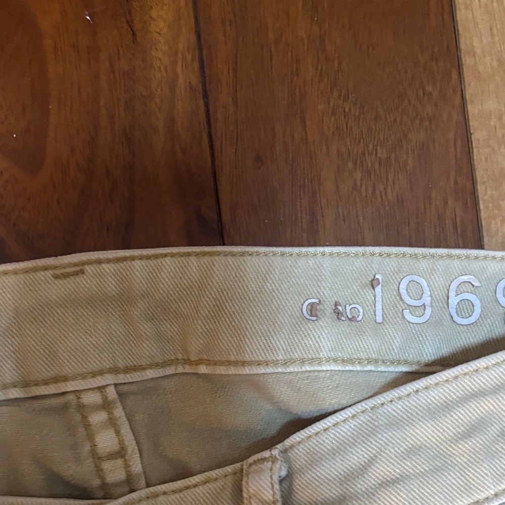 GAP Women's Straight Leg Tan Jeans - Picture 8 of 9